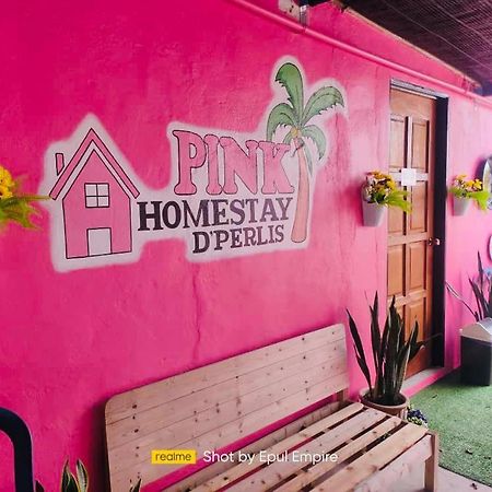 Pink Homestay D'Perlis Kangar Exterior photo